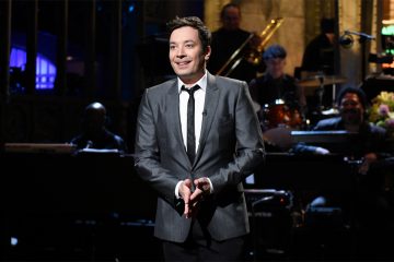 Jimmy Fallon Dances in SNL Monologue